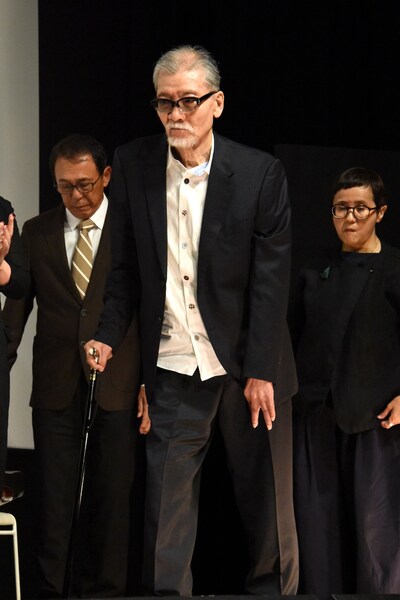 第35回日本映画プロフェッショナル大賞授賞式に登壇した塩見三省