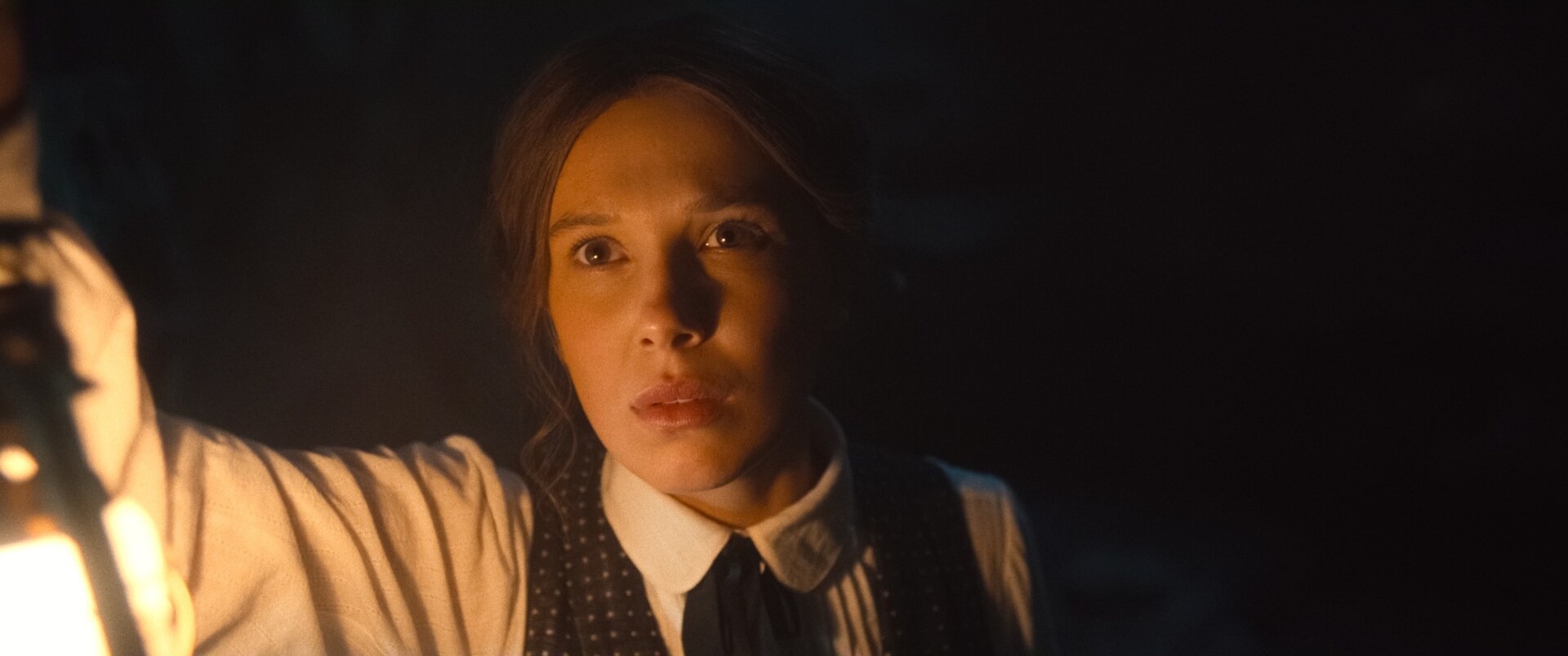 ミリー・ボビー・ブラウン主演「エノーラ・ホームズの事件簿3」がNetflixで7月1日配信