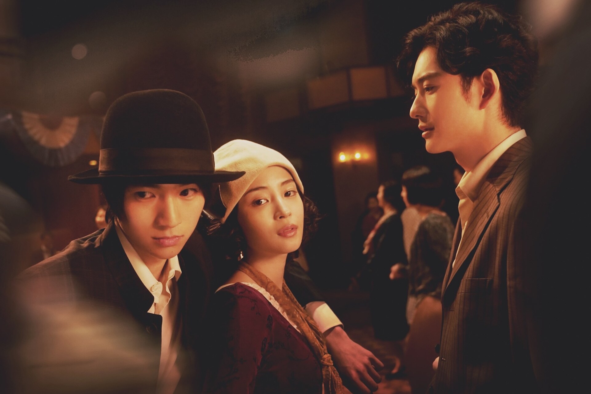 広瀬すず×木戸大聖×岡田将生「ゆきてかへらぬ」Netflixで配信