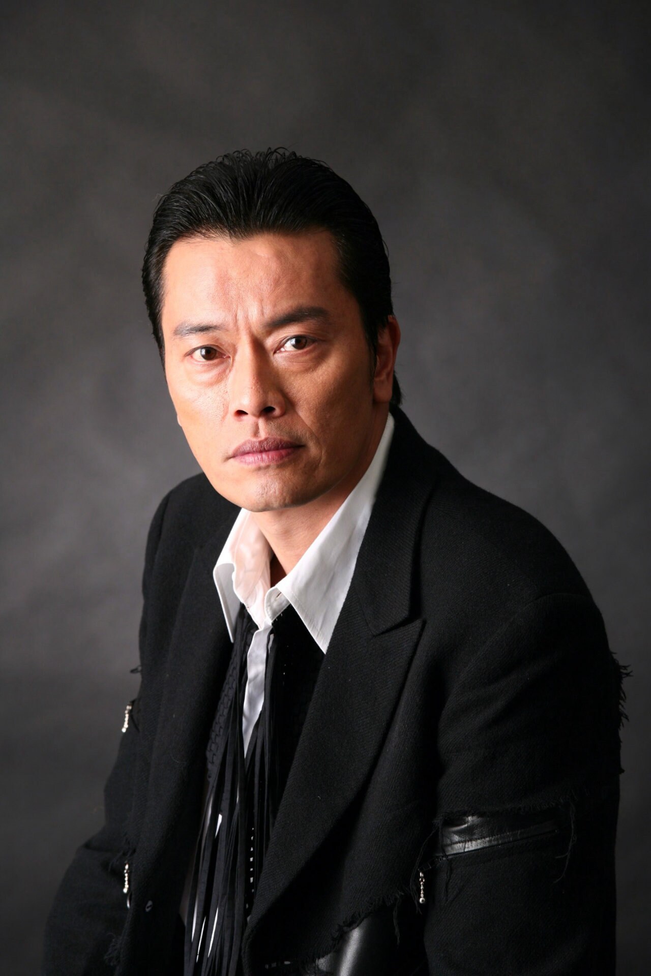 朝ドラ「ブラッサム」遠藤憲一・井浦新が文芸雑誌の編集者に、音楽はfox capture plan