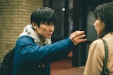 「平行と垂直」場面写真。左から安田章大（SUPER EIGHT）演じる大貴、のん演じる希