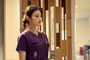 「クロスロード・カルテ」場面写真。今田美桜演じる春木遥