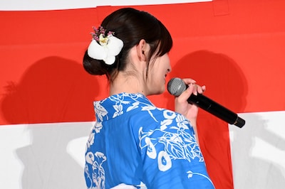 ホラー映画「口に関するアンケート」舞台挨拶に登壇した吉川愛