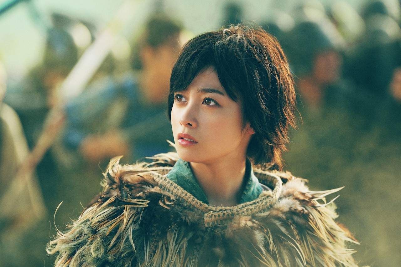 映画「キングダム 魂の決戦」場面写真。橋本環奈演じる河了貂 ©︎原泰久／集英社 ©︎2026映画「キングダム」製作委員会
