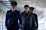 映画「白鳥とコウモリ」新場面写真