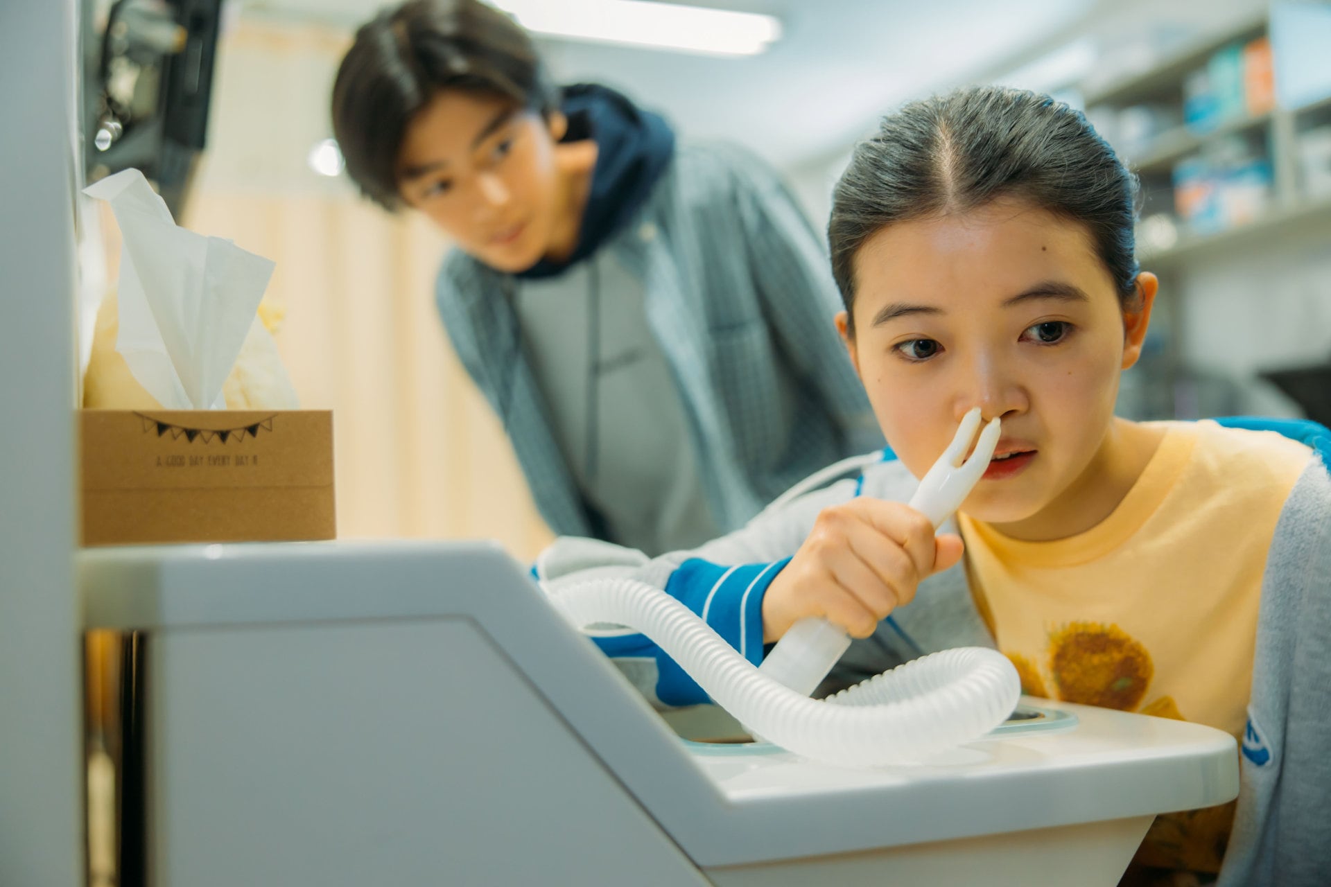 さとこはいつも」より、吉田羊演じる寺尾千穂 [画像・動画ギャラリー