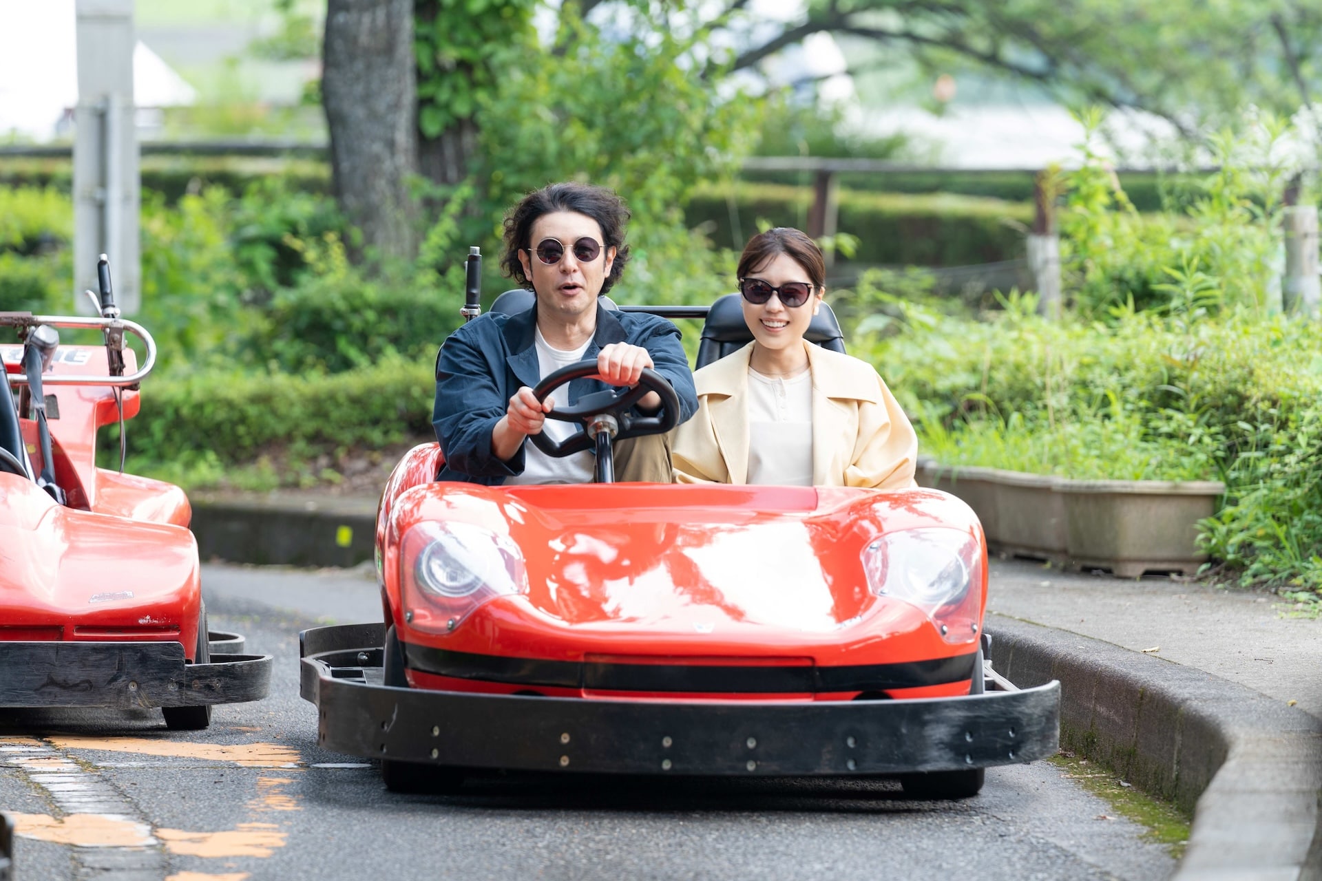 「さとこはいつも」有村架純、オダギリジョー演じる不倫カップルの“恋の絶頂期”捉えた新写真