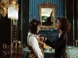 中国ドラマ「繁花」より、謎の女・李李（右）。演じたのは第82回ヴェネツィア国際映画祭のコンペティション部門で最優秀女優賞に輝いたシン・ジーレイ（辛芷蕾）