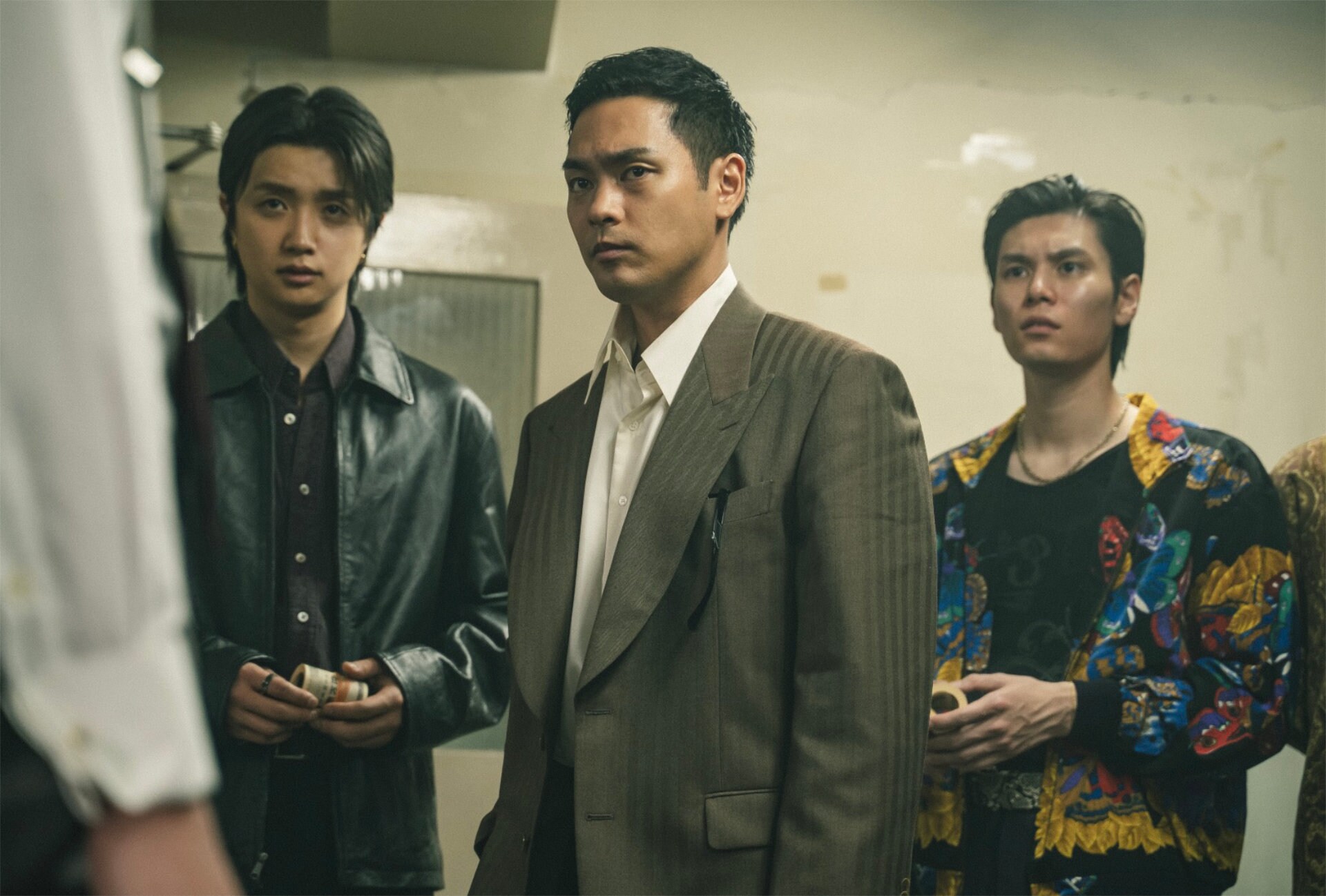 柳楽優弥が萩原利久＆JUNONと裏社会を闊歩「RYUJI 竜二」新写真、三宅