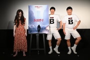 チョコプラが映画「バイオハザード」冒頭を鑑賞、“BB兄弟”がゾンビに襲われる