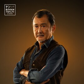 吉田鋼太郎が孤高の家具職人役でドラマ主演、“金継ぎ”とウイスキーがつなぐ再生物語