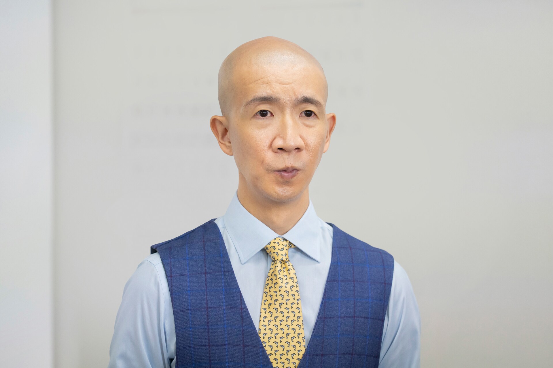 ひょうろくが校長役、母の顔色をうかがいながら自らの立場や評価に強い執着を抱く
