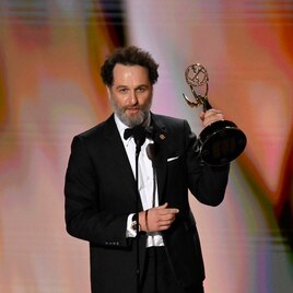 第78回エミー賞、マシュー・リスが「ウィドウズ・ベイ」「BEAST」で主演男優賞W受賞
