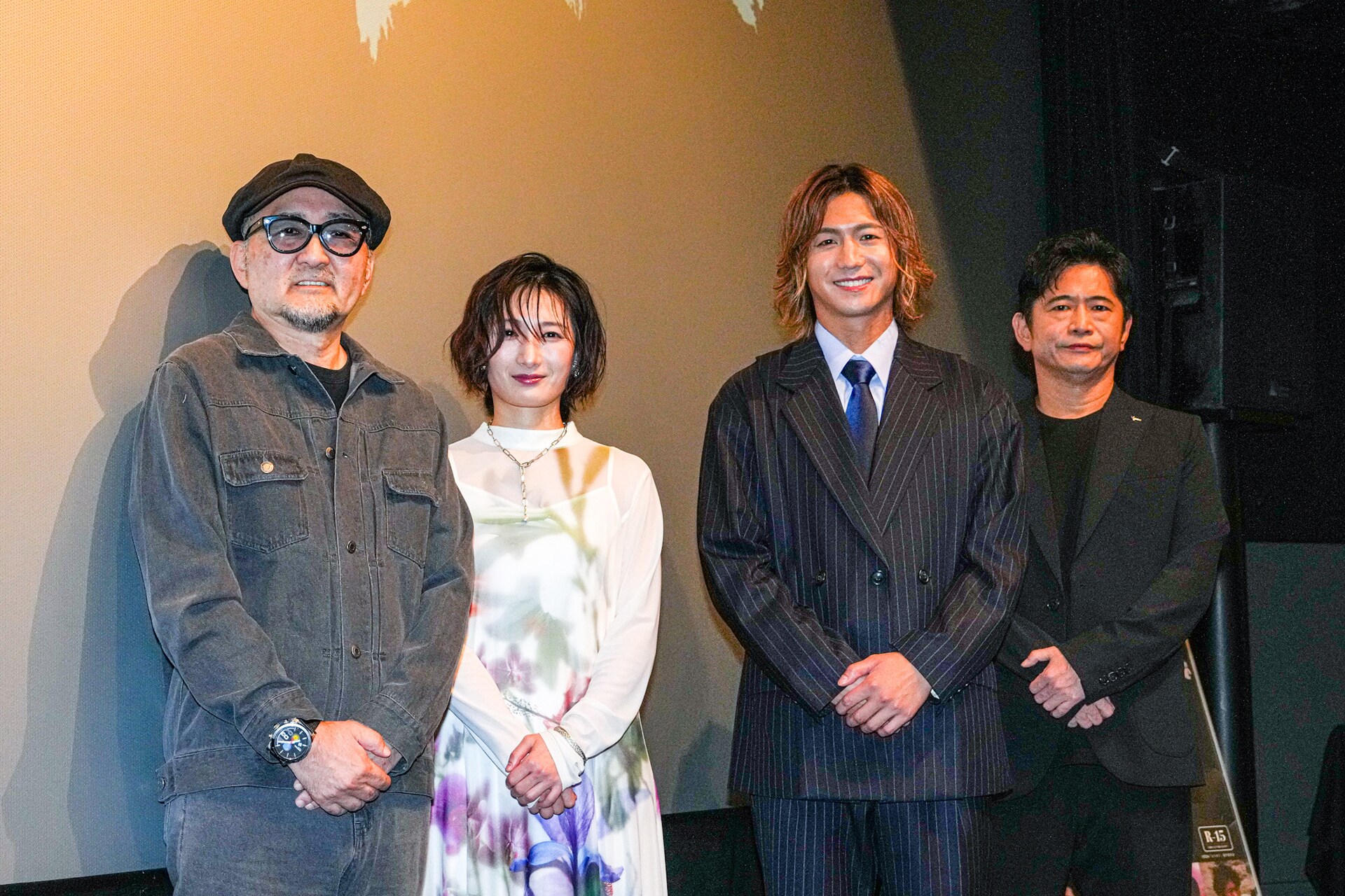 武田梨奈がアクション映画「ピリオド」舞台挨拶に登場、FANTASTICS瀬口黎弥はファンに感謝