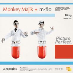 写真は発売されたばかりのMONKEY MAJIK＋m-flo「Picture Perfect」。メロディとサウンドのセンスの良さが光る！