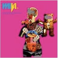 ショッキングピンク地に人体模型をモチーフにしたデザインが印象的な「サイコアメリカ」のジャケット。