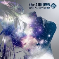 アニメのエンディングテーマとしても話題のニューシングル「ONE NIGHT STAR」。3曲目にはCHERRYBOY FUNCTION & TRAKSBOYS によるリミックス、4曲目にはclub snoozerでのライブ音源が収録される。