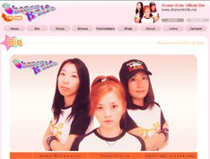 この3人で行われるライブは貴重。ファンはぜひ足を運んでおこう。