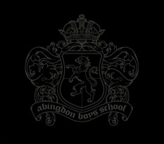 T.M.R.時代から「るろうに剣心」「ガンダムSEED」などアニメづいている西川。a.b.s.のデビューシングル「INNOCENT SORROW」もアニメ「D.Gray-man」のオープニングテーマに起用された。