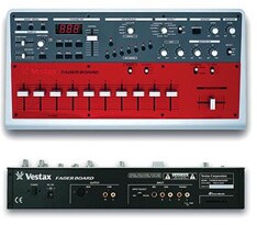 写真がウワサの「FADERBOARD」。市場価格はだいたい8万円ほど。