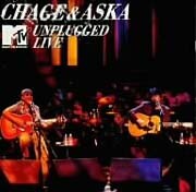 アコースティックで展開されたライブDVD「MTV UNPLUGGED LIVE」はファン必携の1枚。