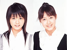 写真は中国人留学生ジュンジュン（左）リンリン（右）。ハロプロ歴代のヒット曲にチャレンジする彼女達に注目だ。