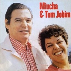 1979年に発表されたアントニオ・カルロス・ジョビンの「Miucha & Tom Jobim」。このミウシャが今回小野リサのステージに参加する。