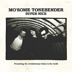 今年2月にリリースされたMO'SOME TONEBENDERの最新アルバム「SUPER NICE」。この作品に続く新作のレコーディングが4月からスタートするとのこと。