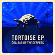 いよいよ5月23日に発売されるシングル「TORTOISE e.p」は、「Evil Line」の別バージョン含む全4曲入り。