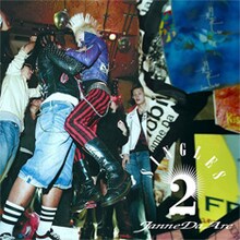 次々に発表されるyou、yasuのソロワークス。続くメンバーの作品リリースに期待が高まるばかりだ。（写真は今年1月に発売されたJanne Da Arcのシングルコレクション「SINGLES 2」）