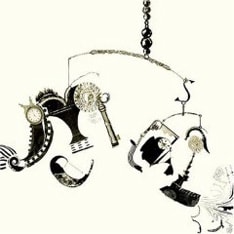 現在、コロムビアオフィシャルページの「インフォメーション」では、メンバーからの動画コメントを配信中。