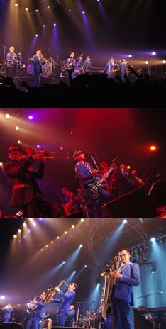 フロアを埋め尽くしたファンの笑顔にNARGOは「パラダイスだね、花がいっぱい咲いてる感じだ（笑）」、谷中は「この笑顔があるからやっていけるよ！」とご満悦。