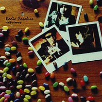 なお、このアルバムを引っさげての全国ツアー「Radio Caroline extremes tour」の開催も決定している。詳細は下記関連記事を参照しよう。