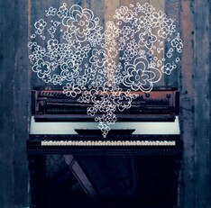 MINMIは6月6日に発売される湘南乃風の新曲「睡蓮花」でプロデュースを担当。本場仕込みの爽快なソカ・チューンに仕上がっている。（写真は昨年リリースのシングル「I Love You Baby」）