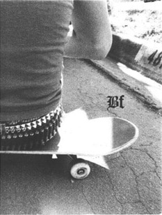 レーベル「felicity」のサイトには、「アメリカでライブをやる事について」と題した森本の文章が掲載されている。このDVDをより深く楽しむためのテキストとして、ファンは目を通しておこう。