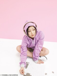 4月20日から先行配信されていた着うたはすでに30万ダウンロードを突破。待望のフルバージョン配信ということで、今回は記録的なダウンロード数になることが予想される。