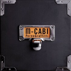 CD作品としては、今回のシングルは昨年11月に発表されたアルバム「m-CABI」以来の新曲となる。
