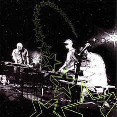 写真は、2004年5月の「円盤ジャンボリー」で行なわれたECD & イリシット・ツボイとFLYING RHYTHM久下恵生による初対面セッションの模様を納めたライブCD「Session Impossible」。