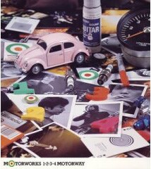 写真は、石田が黒沢健一、田村明浩（SPITZ）、ホリノブヨシと結成したバンド「MOTORWORKS」のシングル「1-2-3-4 MOTORWAY」。名盤！