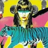 この夏は全国各地のフェス・イベントへの出演が相次ぐスクービー。夏フェスシーズンを経て一回り大きくなった彼らのステージをUNITで楽しんでみよう。