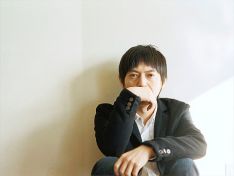 「伝えてよ」は今夏公開の映画「恋するマドリ」の挿入歌。ダブルタイアップにより、これまで以上のヒットが期待できそうだ。