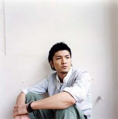 ニューシングル「太陽のにほひ」は初回限定盤が2曲収録CDとDVDの2枚組。通常盤が新曲・ライブ音源を含めた4曲収録のCDとなっている。