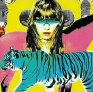 今夏は全国各地の夏フェスへ相次いで出演する2組。フェスの勢いをそのまま持ち込んだ熱いライブに期待しよう。