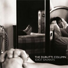 ちなみにTHE DURUTTI COLUMNは、フジロック終了翌日にニューアルバム「Idiot Savants」をリリース。改めて単独来日公演が行なわれることに期待しよう。