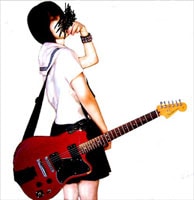 ミドリとしての音源は4月にリリースされた「セカンド♥」が最新作。