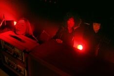 「空洞です」は、2005年5月発売の名盤「SWEET SPOT」から約2年半ぶり、ソニー移籍後2作目のアルバムとなる。