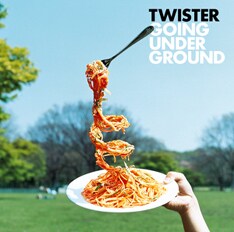 今年春～夏に行われた「tour2007 TWISTER」以来の全国ツアー。今回も各地で熱いライブを繰り広げてくれそうだ。