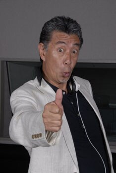 高田純次は日本語吹き替え版でダジャレを連発する名物キャラ・ジベール署長役を演じる。この他にもオリエンタルラジオの中田敦彦・藤森慎吾らが出演。