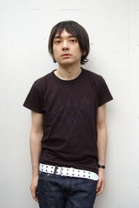 収録曲などの詳細は今のところ未定。彼らがいったいどんな唱歌をカバーするのか興味深いところだ。