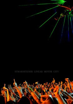 バンド史上に残る名ライブとなった幕張公演を中心にしたライブDVD「LINEAR MOTOR CITY」。ツアーの予習としてぜひ観ておこう。